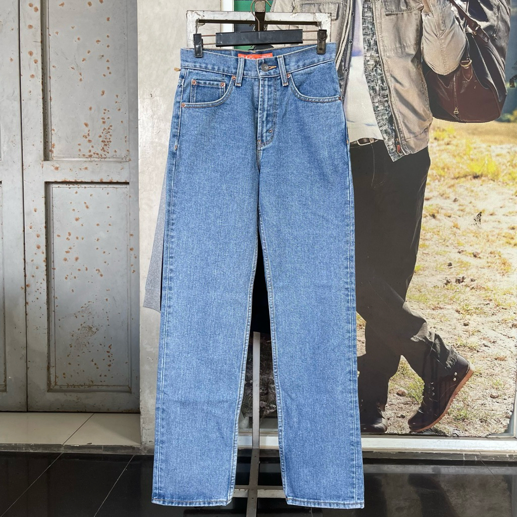 celana lea jeans original 606 8223 reguler fit