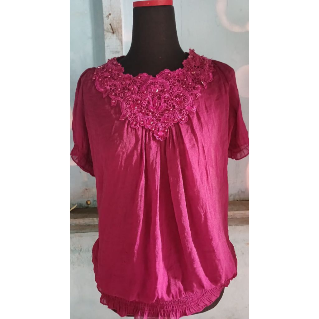Blouse Ungu