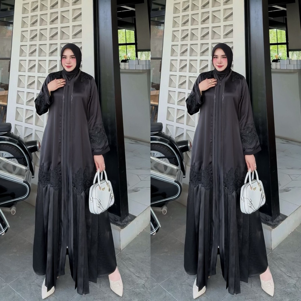 Midnight Fursan Abaya