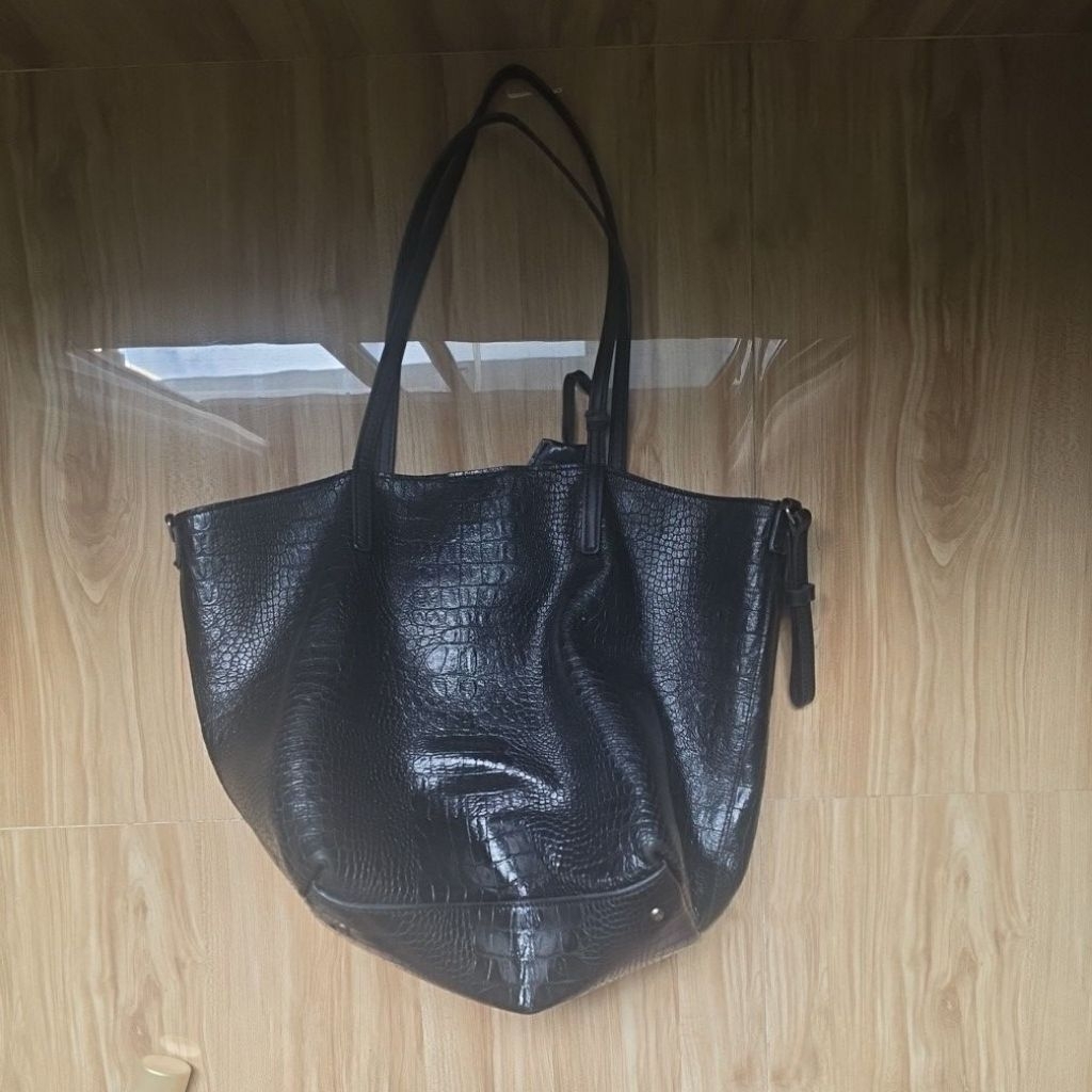 Preloved Tas Kaynn Asha Tote Bag