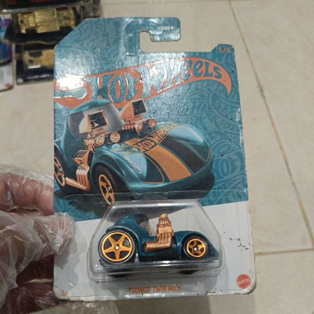 HotWheels Tooned Twin Mill
