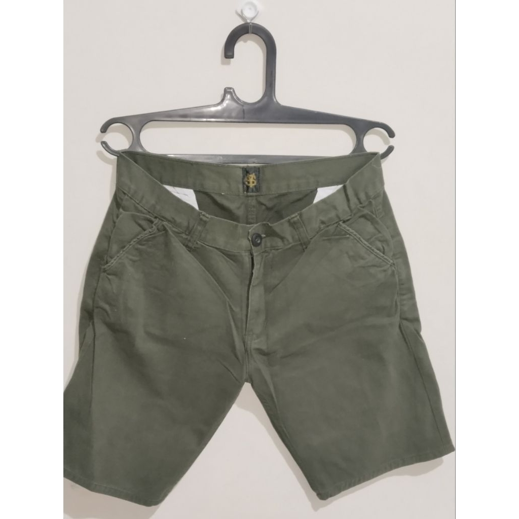 celana pendek pria preloved