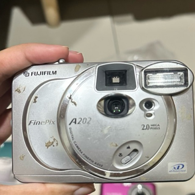DIGICAM - FUJIFILM FINEPIX A202