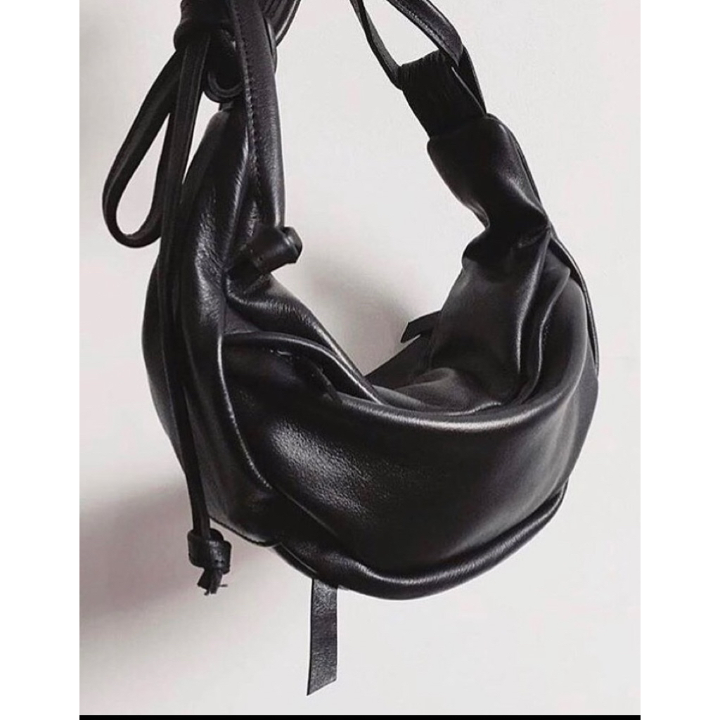 KAYNN - Luigy Sling Bag