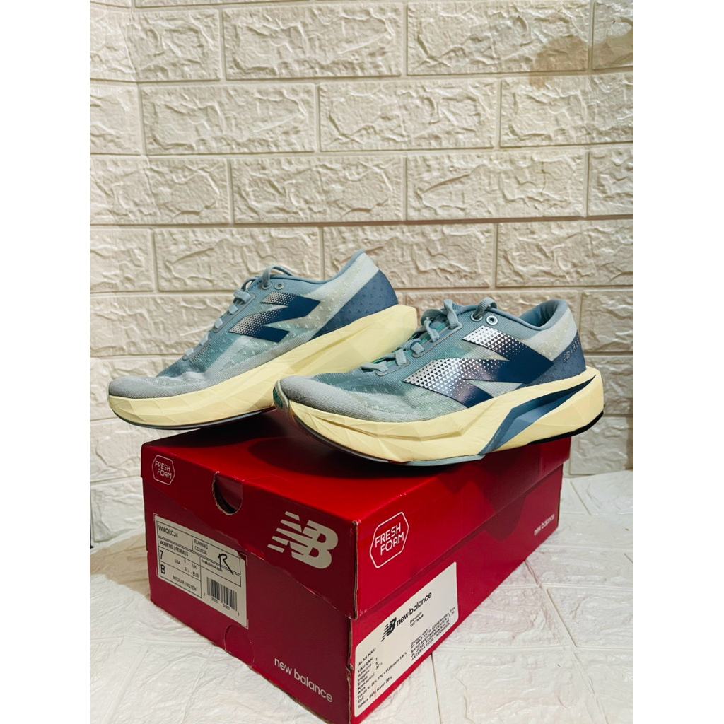 New Balance Rebel V4 Women Original