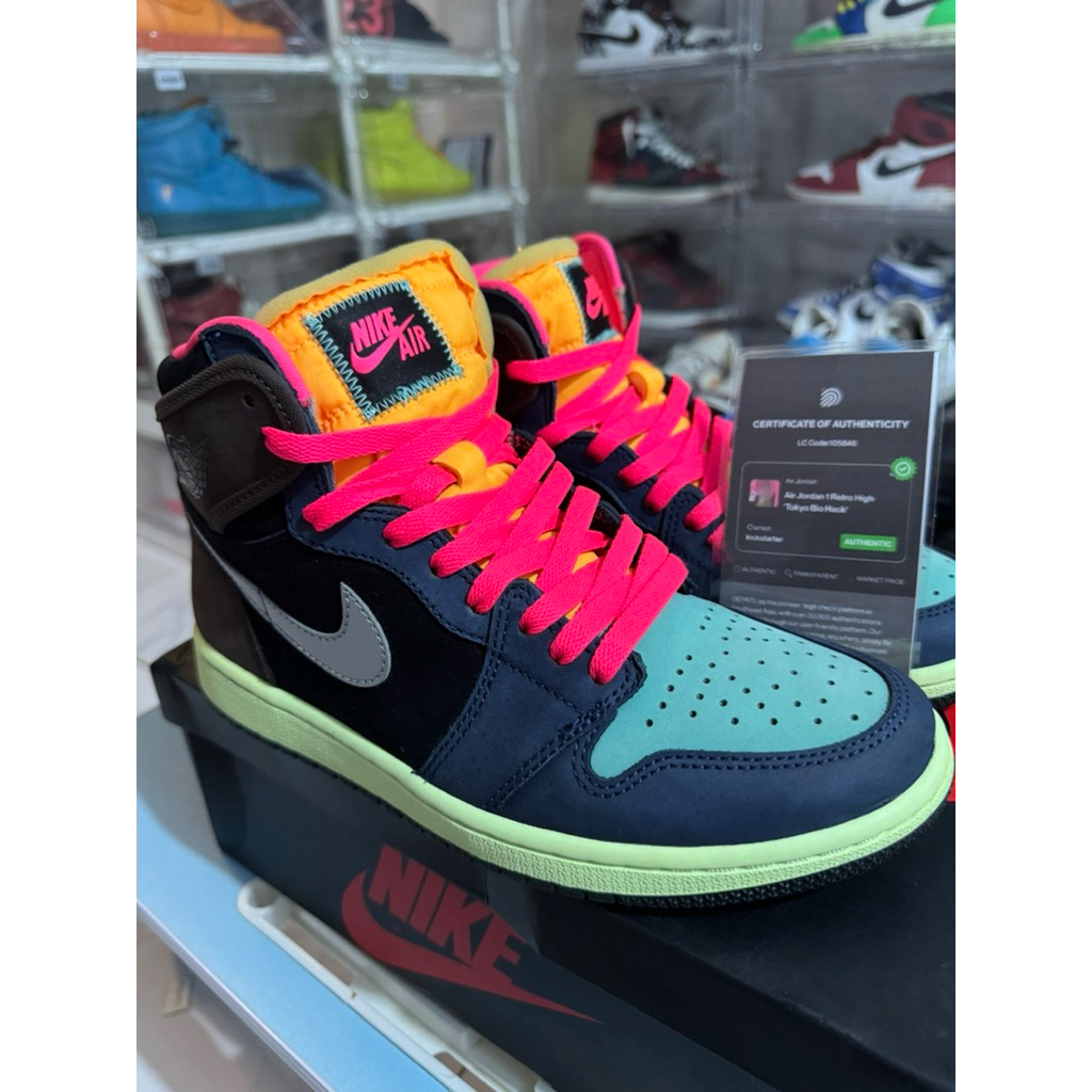 Air Jordan Retro High OG Tokyo Bio Hack