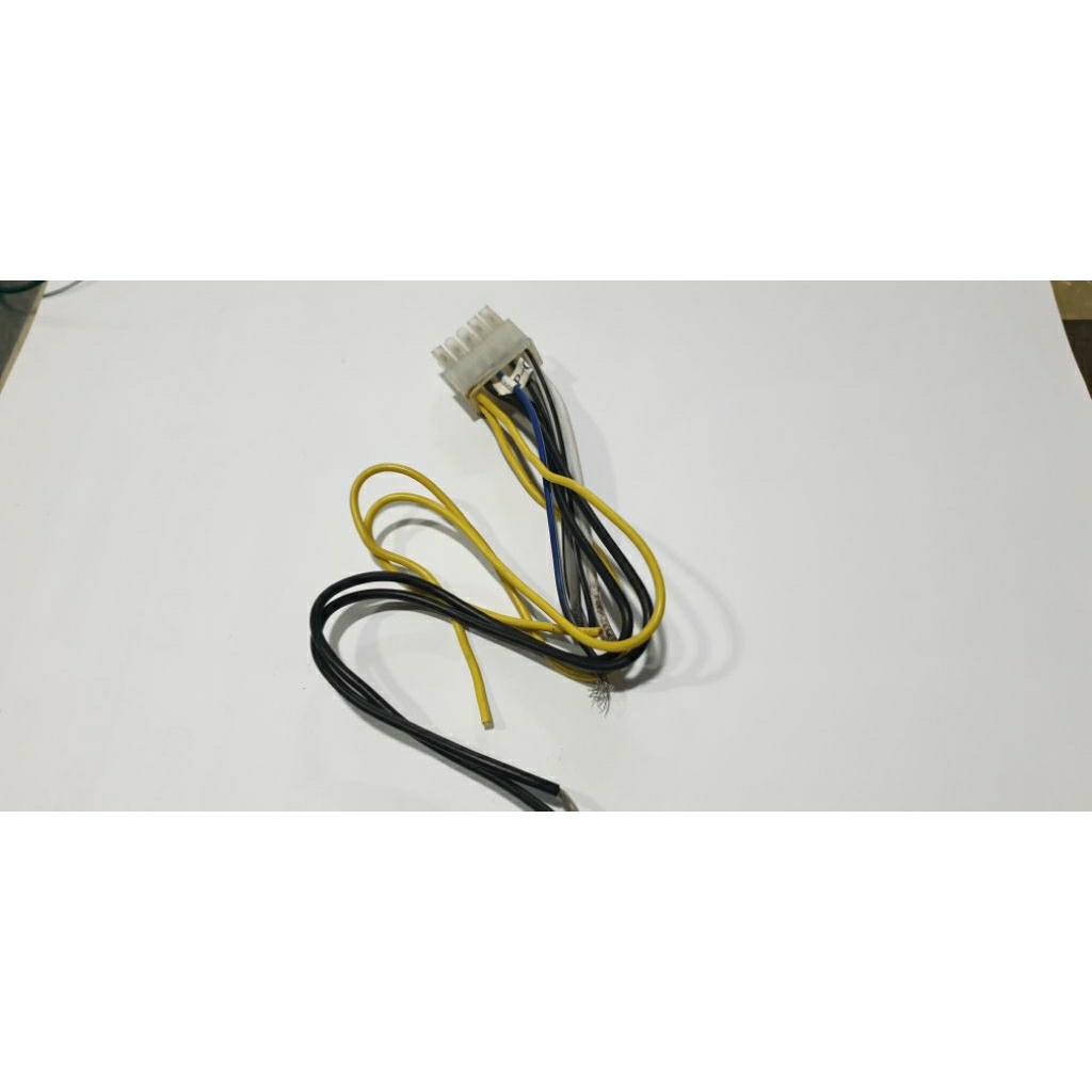 Soket Jack Input Listrik dan Speaker input Subwoofer aktif Slim10 pin