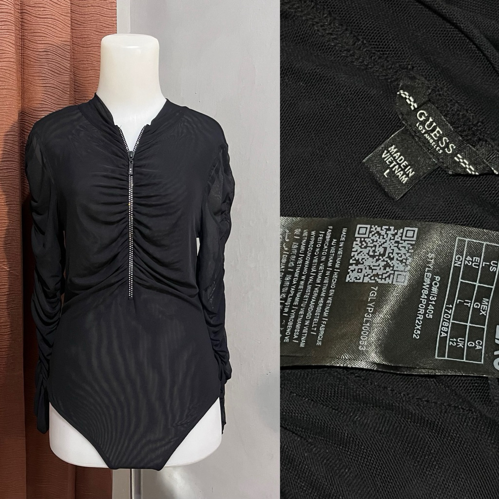 Preloved Atasan Bodysuit Zipper Guess Wanita