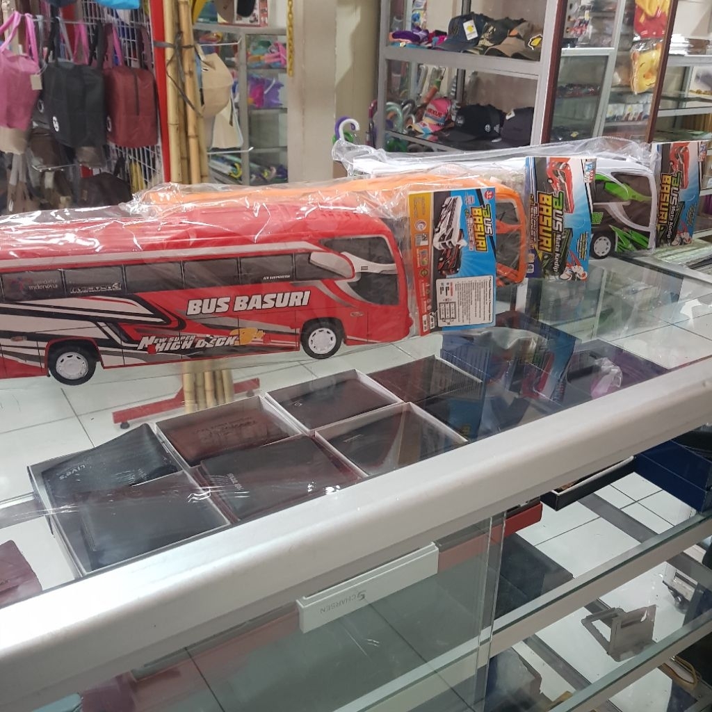 Mainan Anak Laki-Laki Bus Basuri Om Telolet Om Mainan Anak Bus Telolet