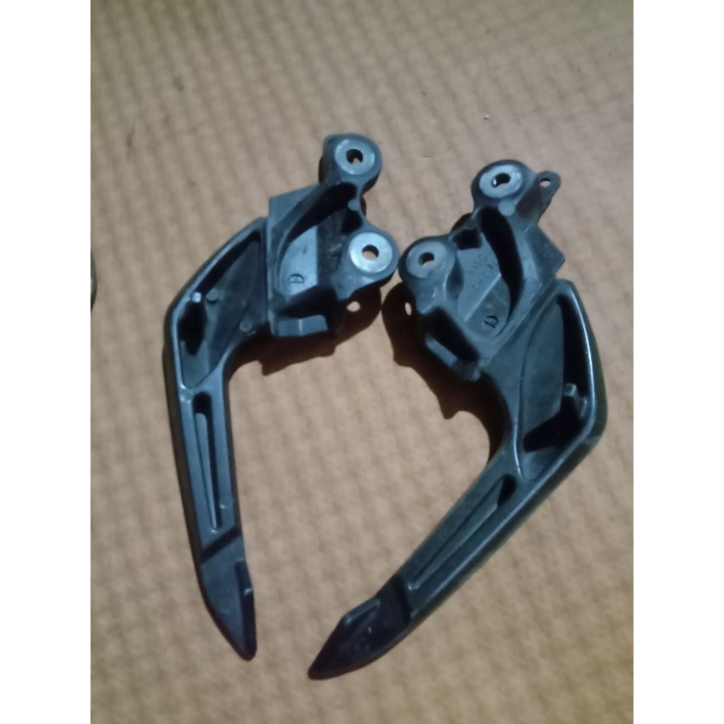 Behel belakang cb 150R new