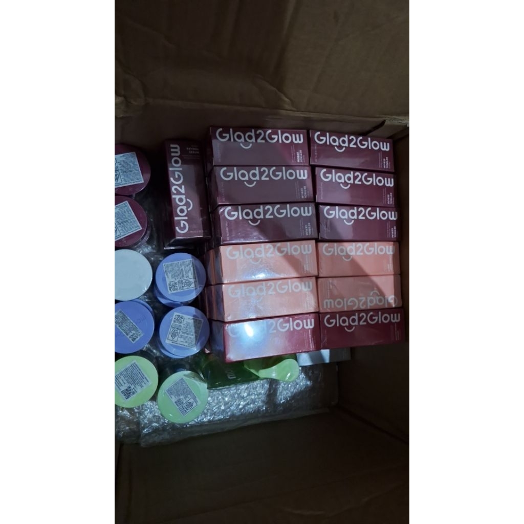 Etalase Produk Kosmetik (Kargo)