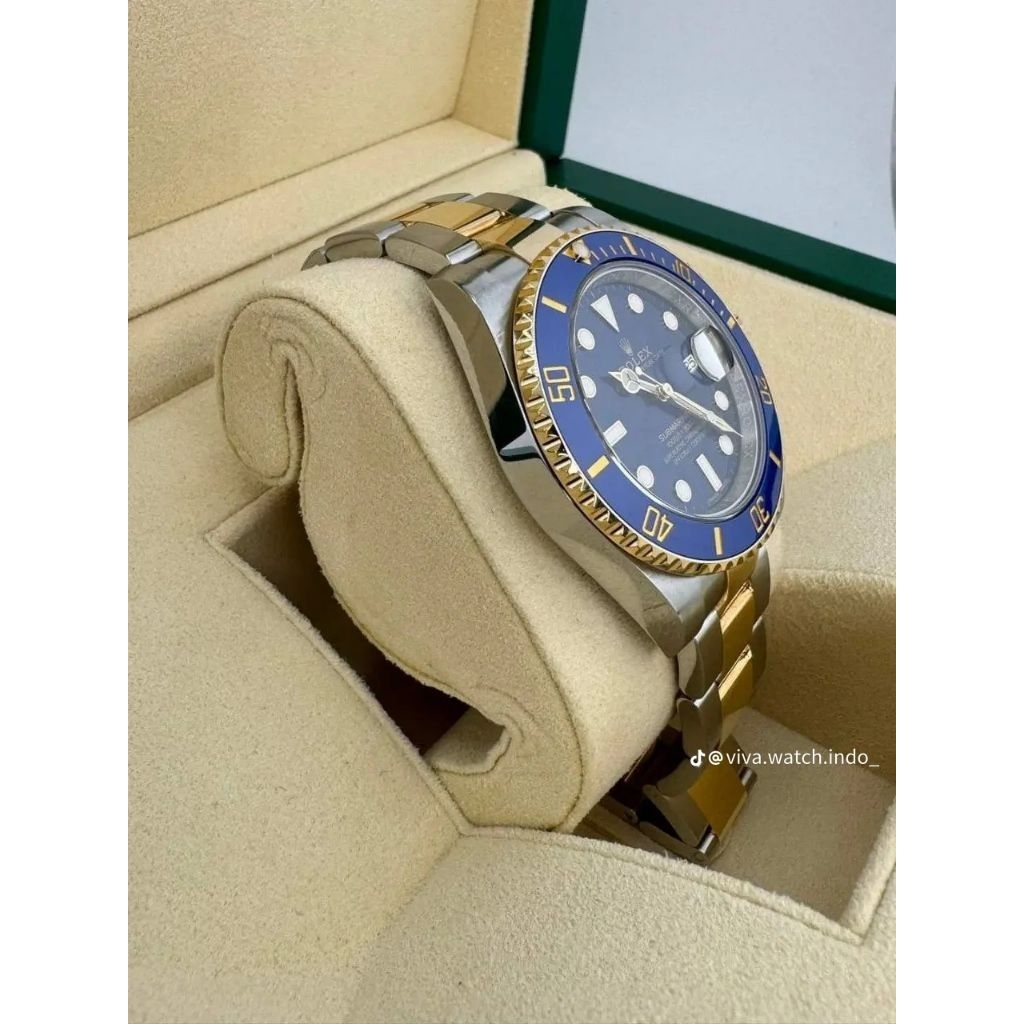 Rolex Submariner Date Blue Gold – Ikon Kemewahan Lautan