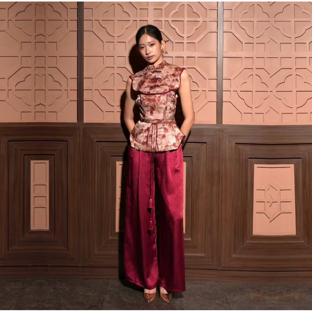 BNWT COMA LABEL JIE JUMPSUIT in Maroon