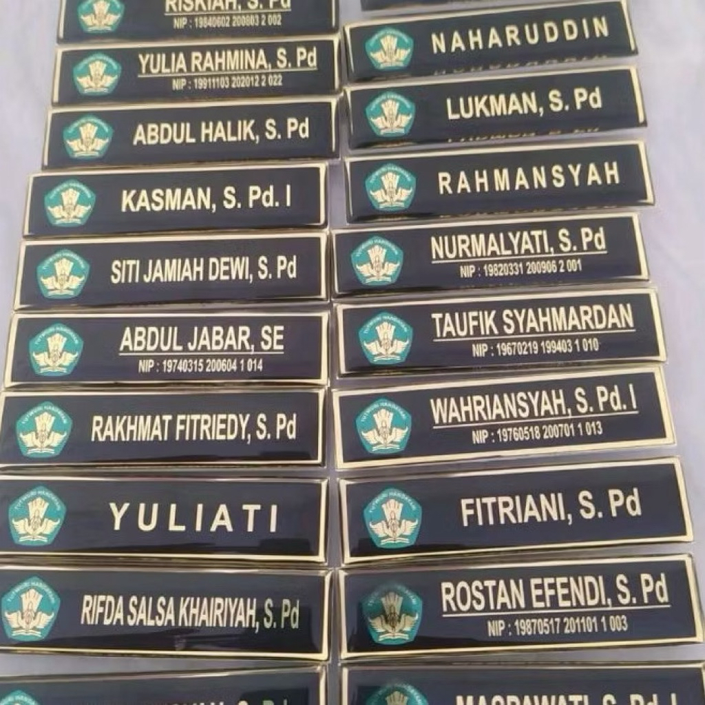 RESIN KUNINGAN NAMETAG, NAMA DADA, PAPAN NAMA, PAPAN DADA, NAMA KANTOR RESIN KUNINGAN