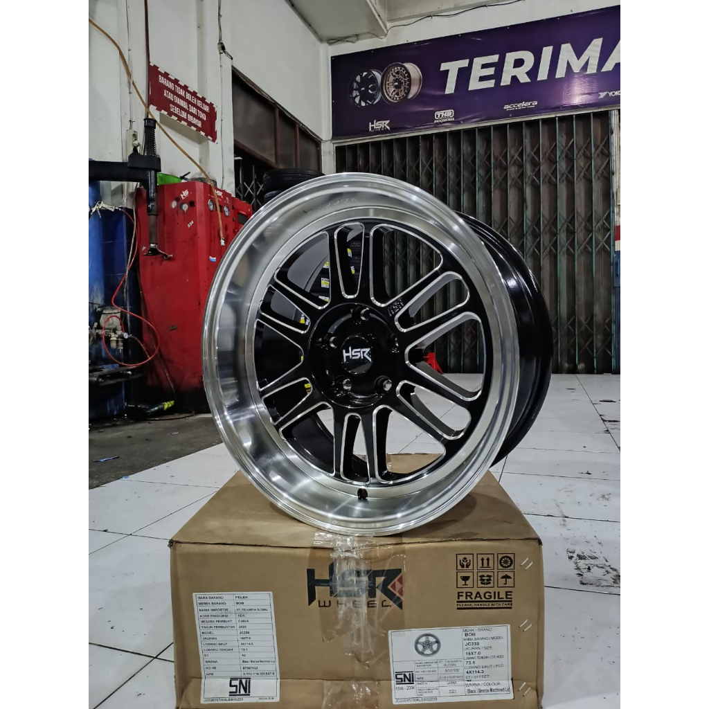 velg mobil terios,expander,innova dll ring 17 hsr bly01,pelg racing model rpf01 r17 baut 5x114