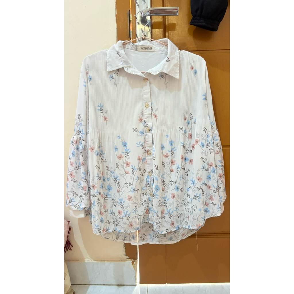 blouse motif bunga brand nathaniah+admin