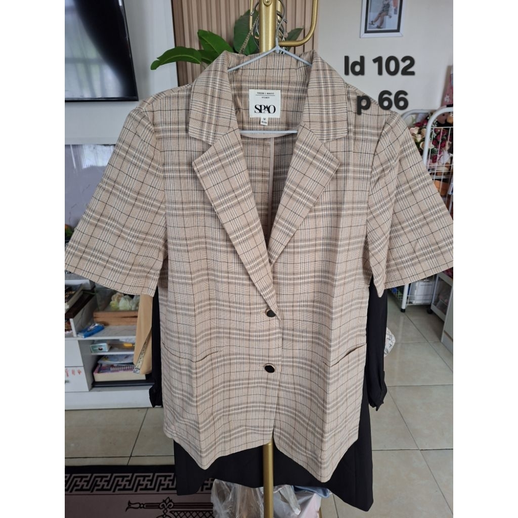 Blazer lengan pendek SPAO
