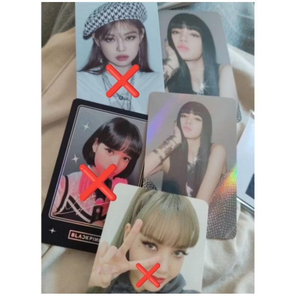 blackpink photocard Lisa jennie