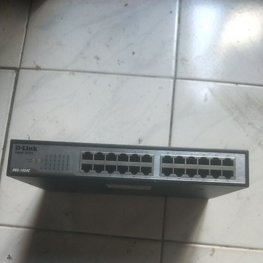 switch hub 24 port gigabit