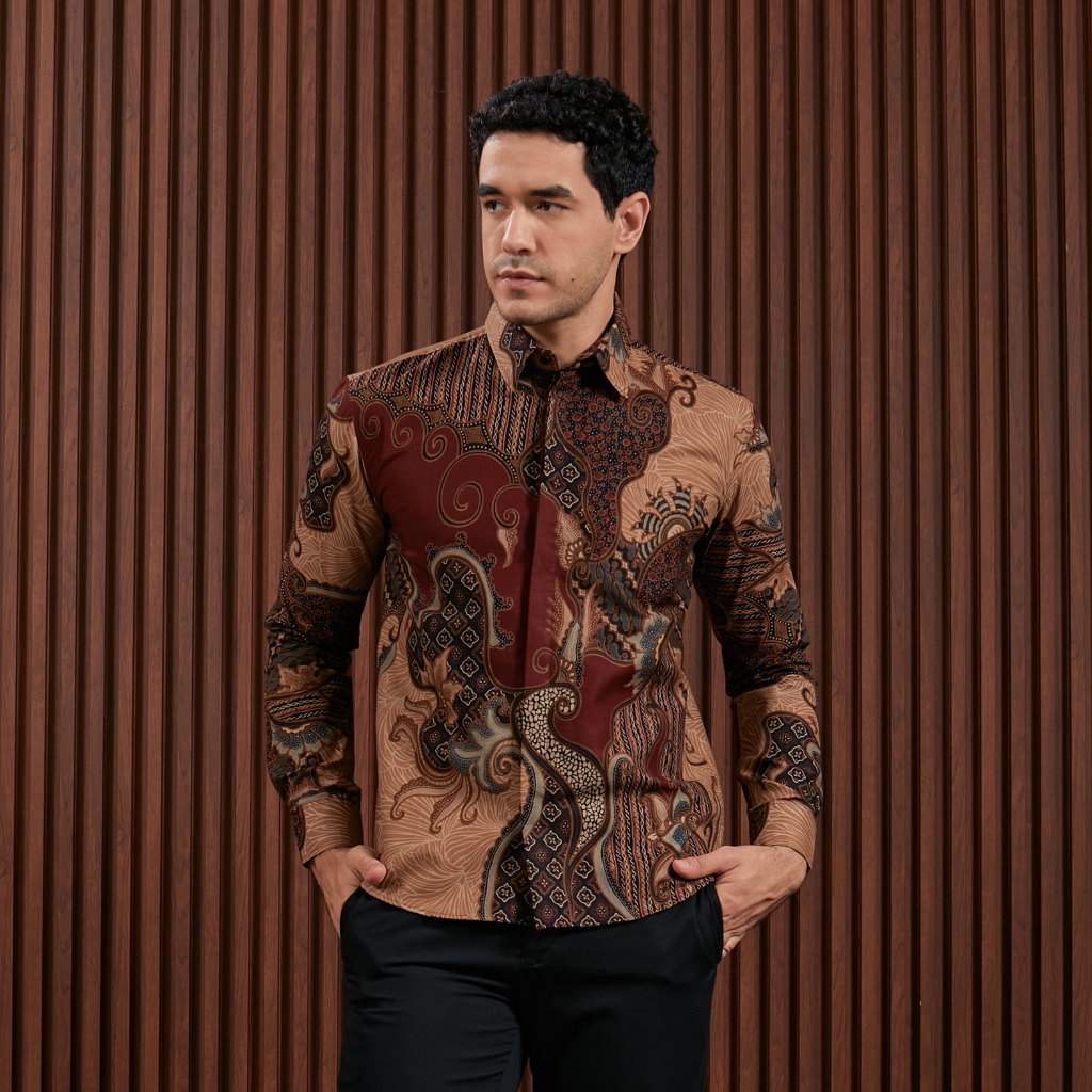 Enzy Batik Kemeja Batik Pria Slimfit Airlangga - Maroon