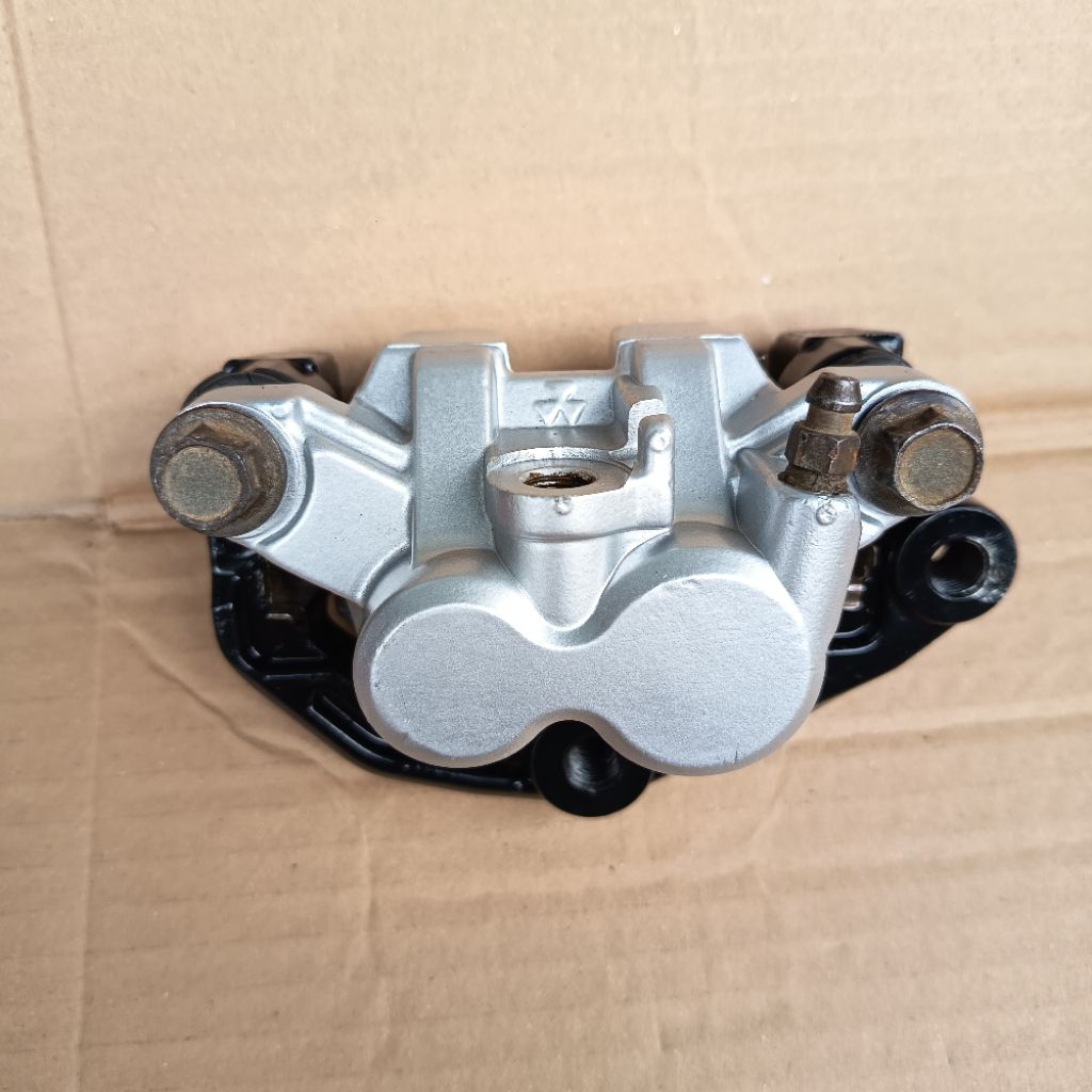 Kaliper Rem Cakram Depan Pala Babi Depan Yamaha RX King New Silver Original