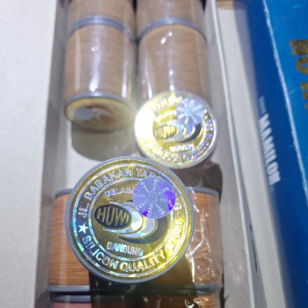Gelasan Huwi hologram gold