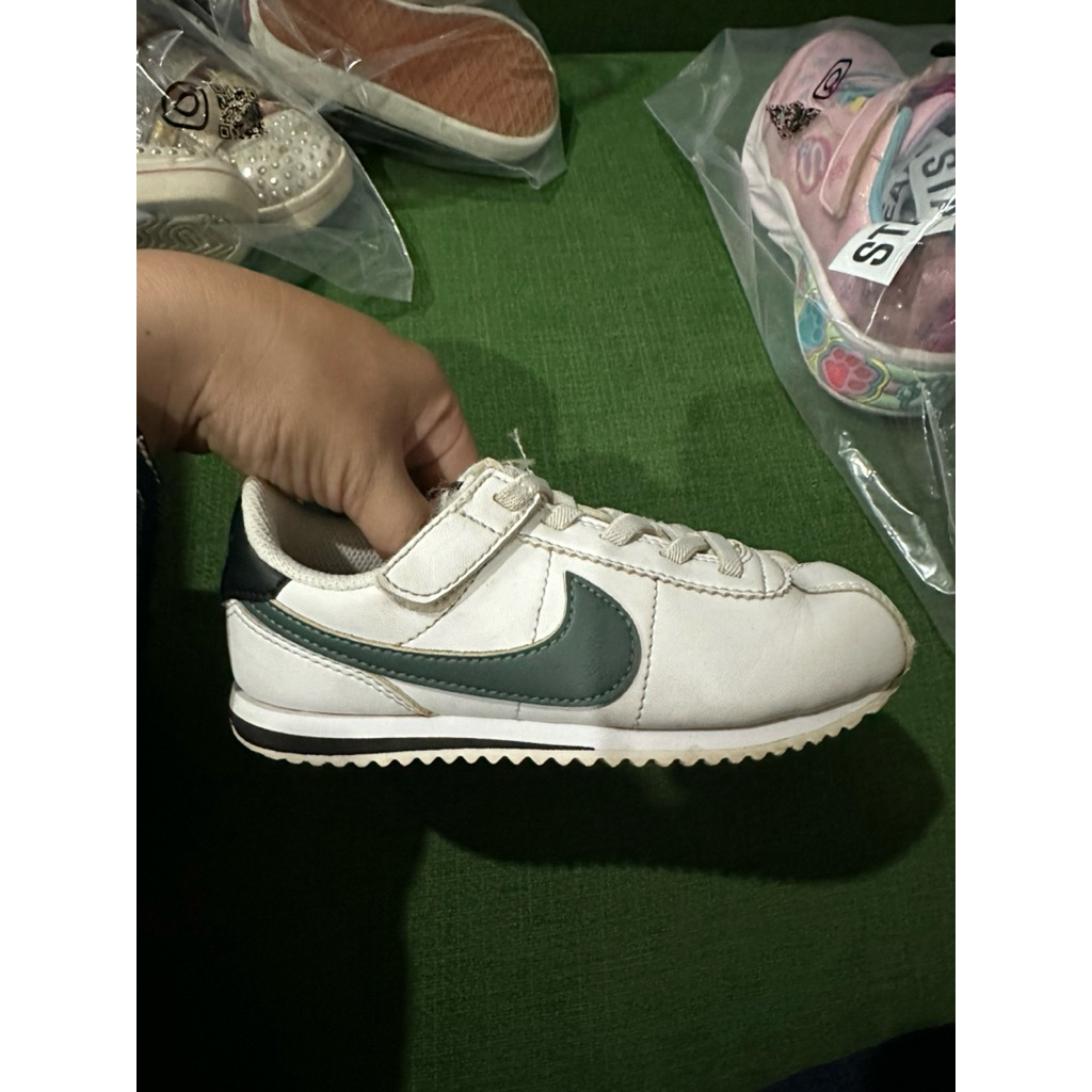 Nike Kids Size 27 | 16 cm | Preloved