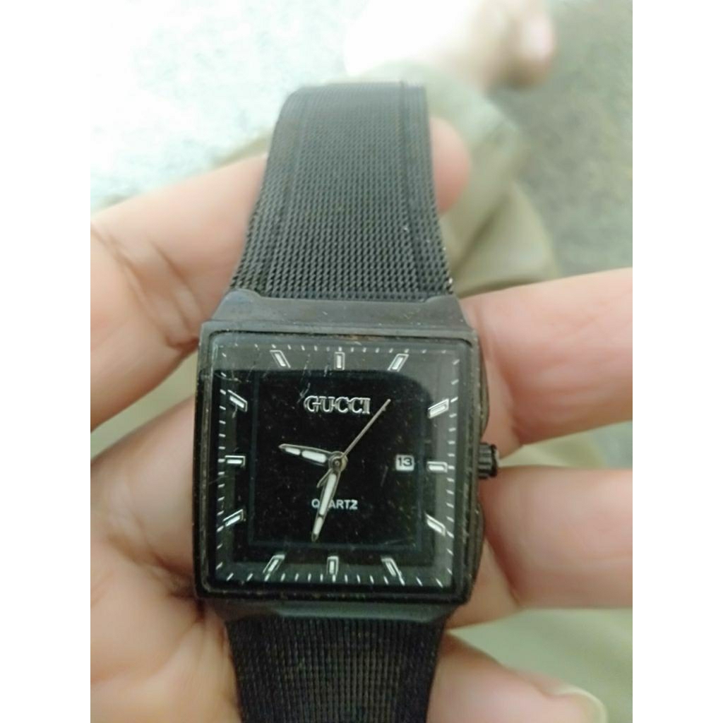 Jam tangan klasik wanita Gvcc