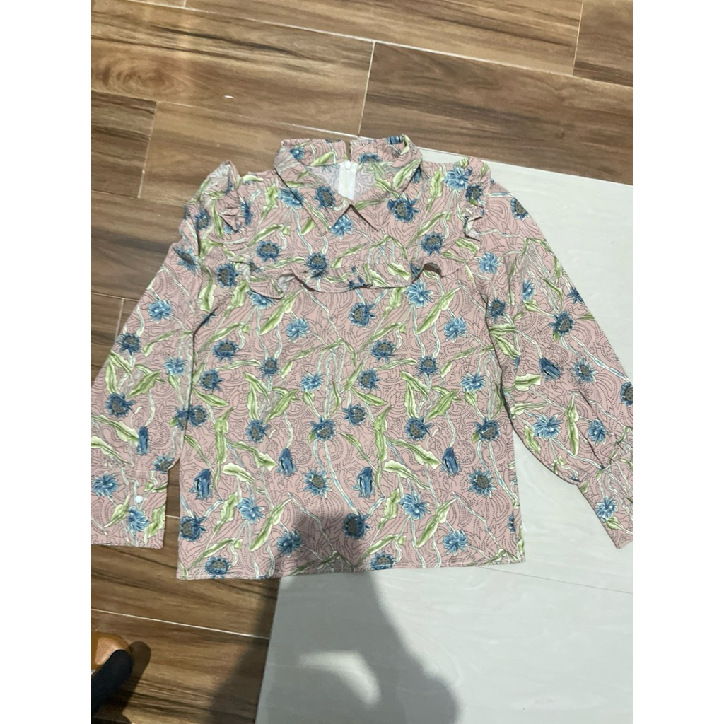 Blouse bunga vintage