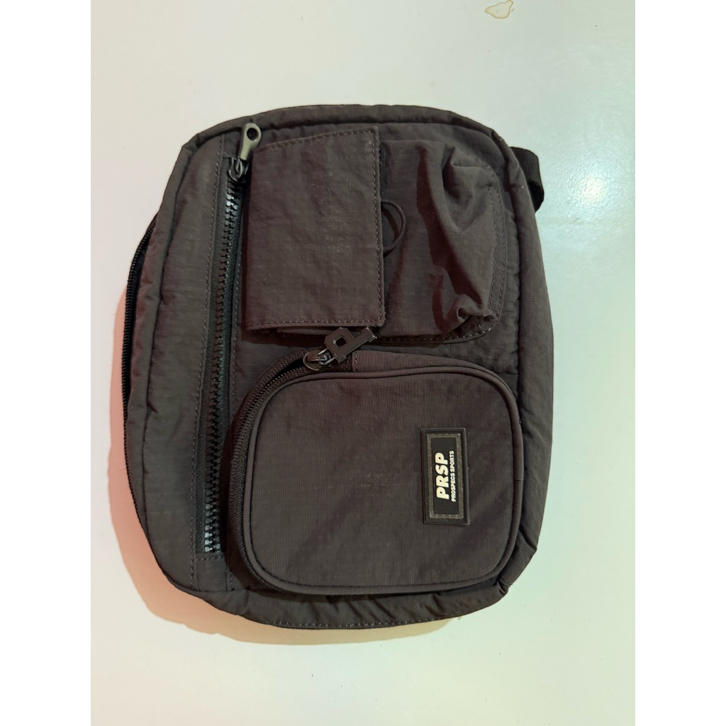 PRELOVED tas prospecs