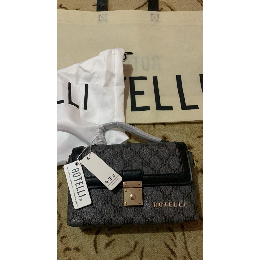 Tas hitam Rotelli