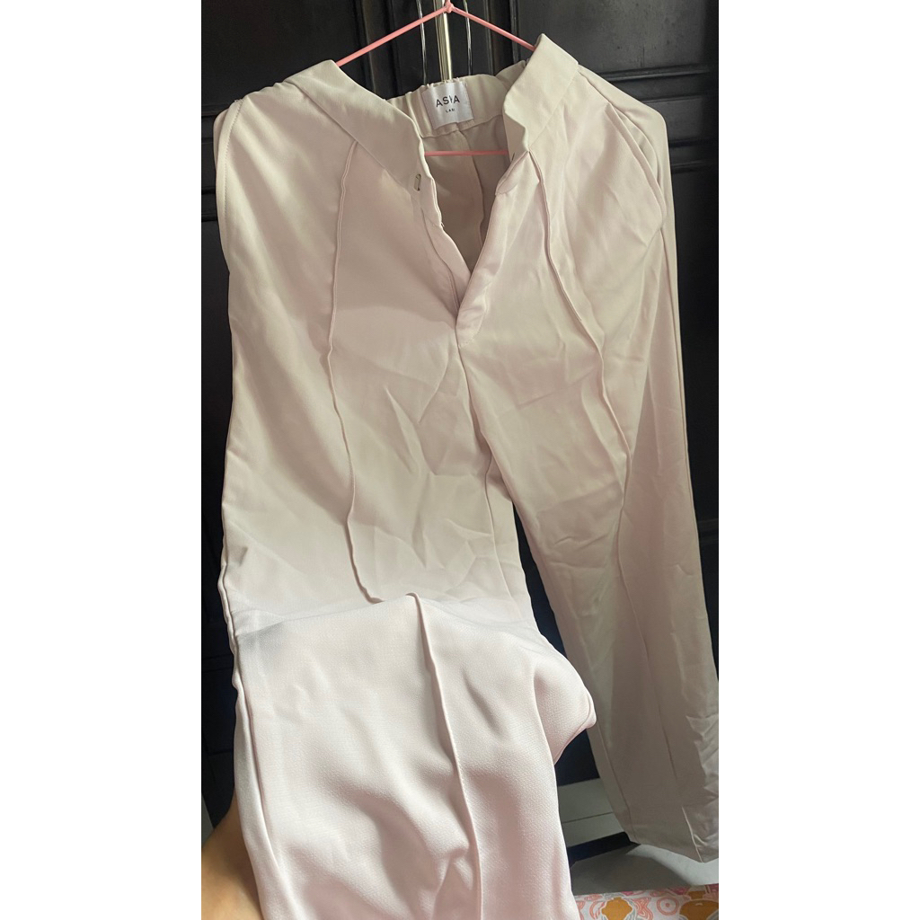 Aska Label - Hasta - Celana panjang wanita dengan cutting lurus