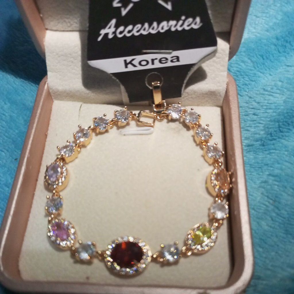 Gelang Batu permata warna warni