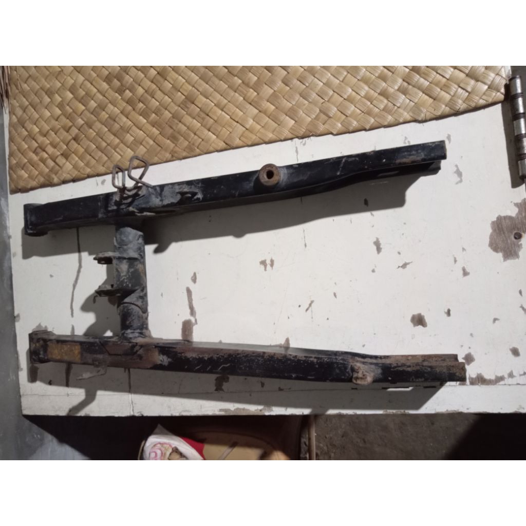 SUWING ARM SASIS JUPITER MX NEW 135 COPOTAN ORIGINAL