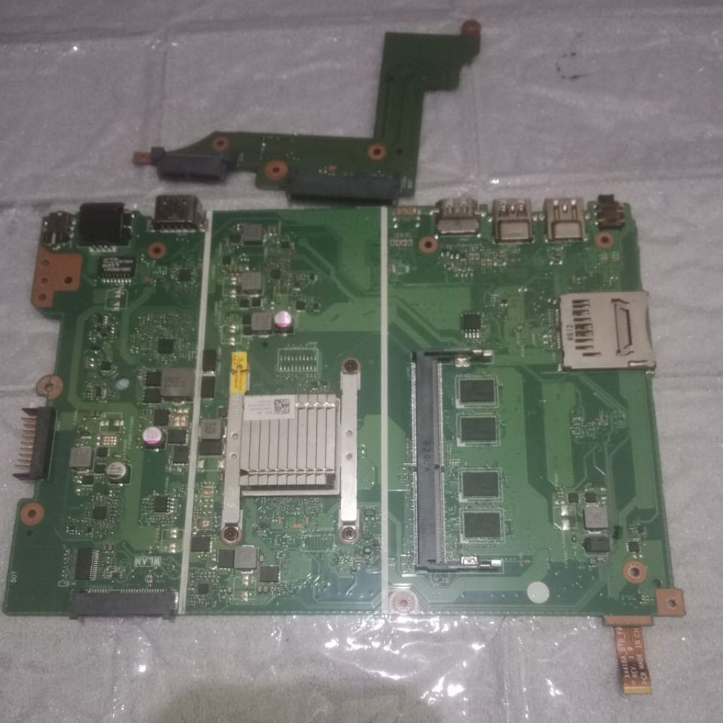 motherboard laptop asus x441b (bahan)