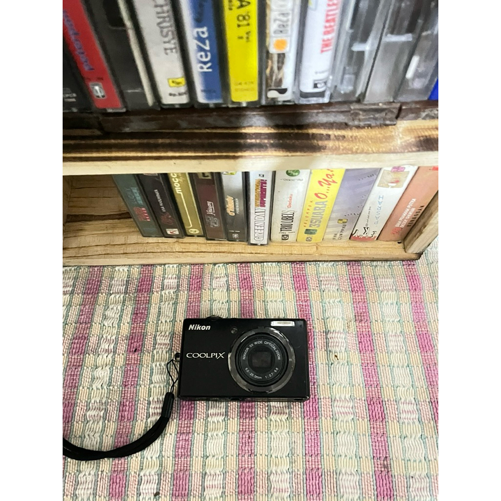 DIGICAM NIKON S570