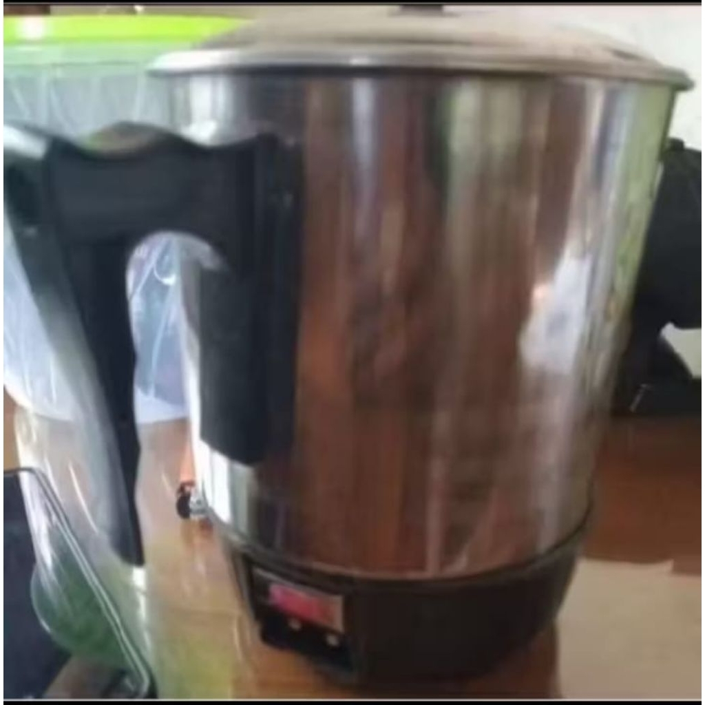 mug pemanas air elektrik