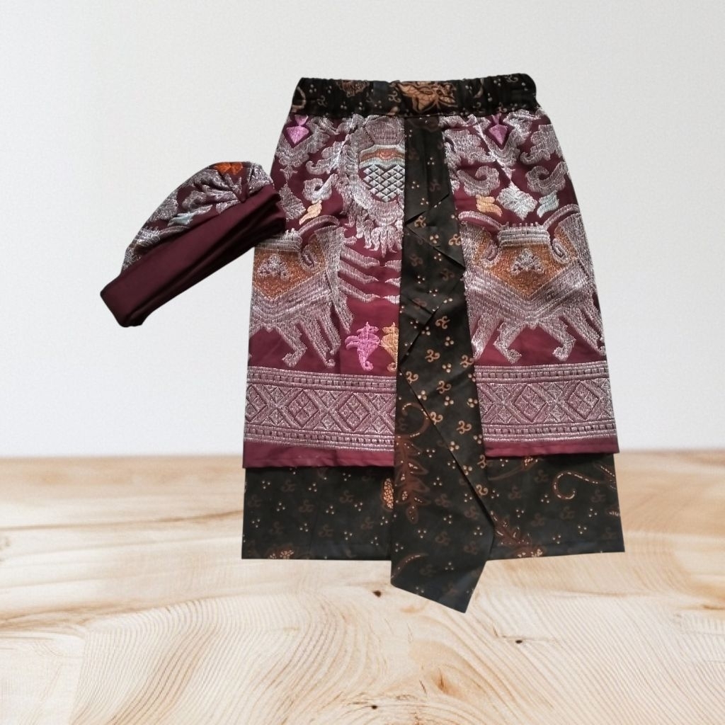 Kamen +udeng anak laki laki/Kamen anak Bali/udeng anak/Kamen jadi anak