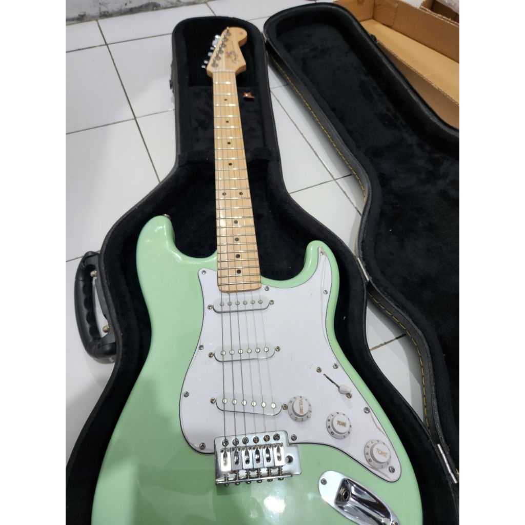Fender Custom Mexico - mapel Mint - fret 22
