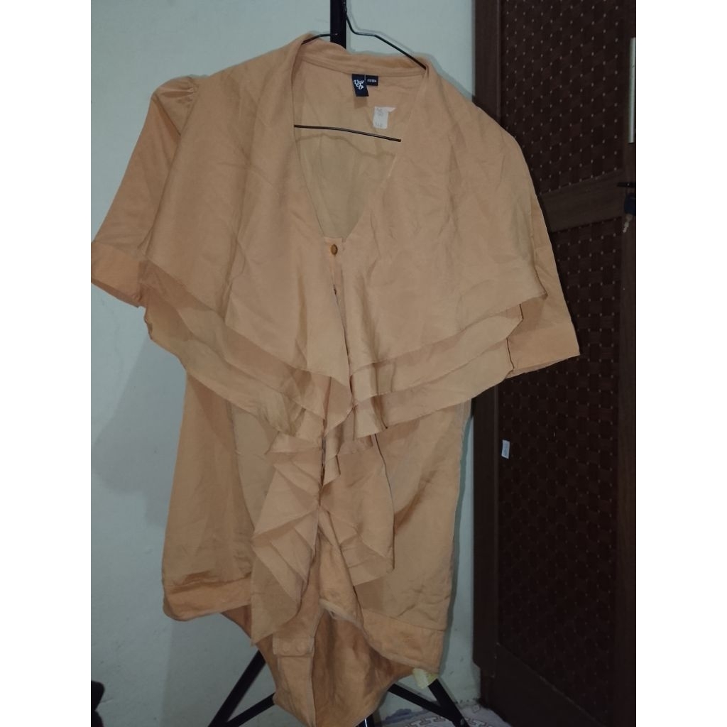 atasan wanita coklat muda