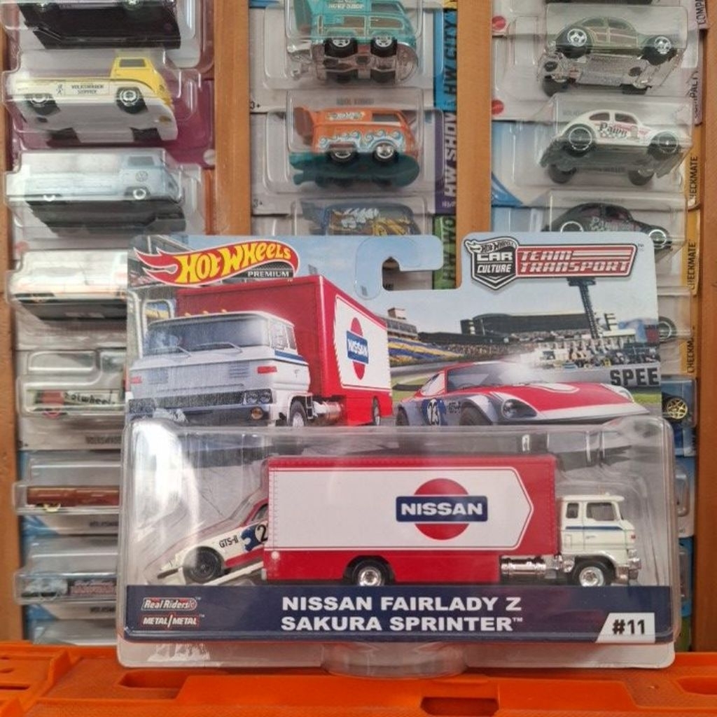 Hot Wheels Team transport Nissan Fairlady z sakura rinter