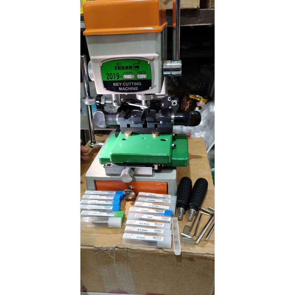 mesin duplikat kunci Goso Fugon 998C