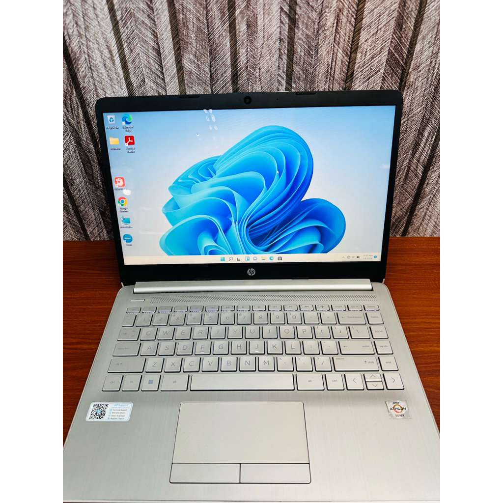 HP 14s-dk1xxx AMD ATHLON SILVER RADEON