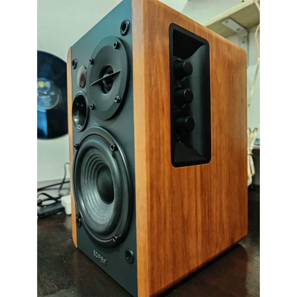 Edifier R1280Ts