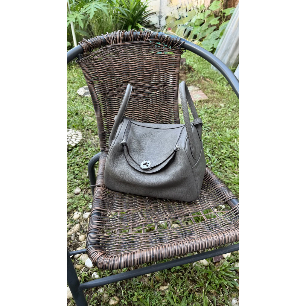 Hermong Kremes Lindy Lindoy Grey SHW (Tapal Kuda) - Preloved