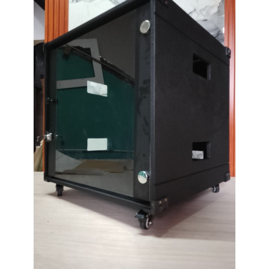 Rak power sound system plus pintu kaca