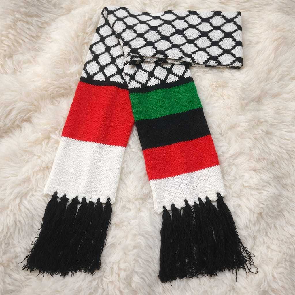 SYAL PRIA PALESTINA RAJUT TEBAL
