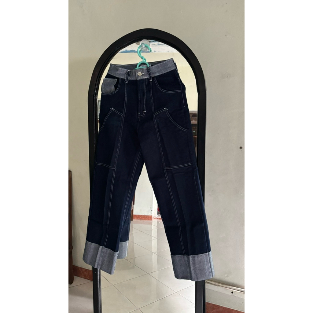 jeans the auctus