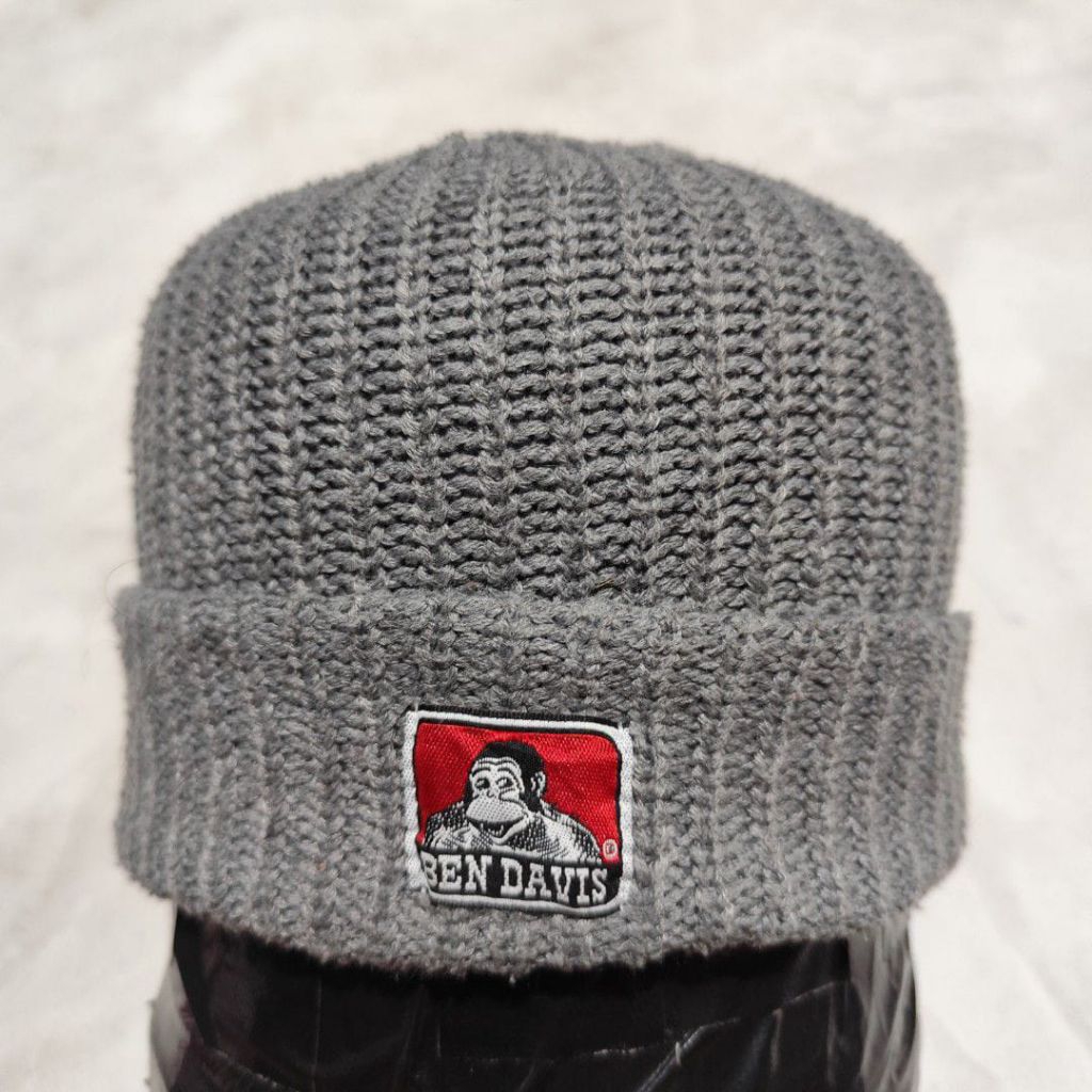 Topi beanie kupluk rajut ben Davis abu