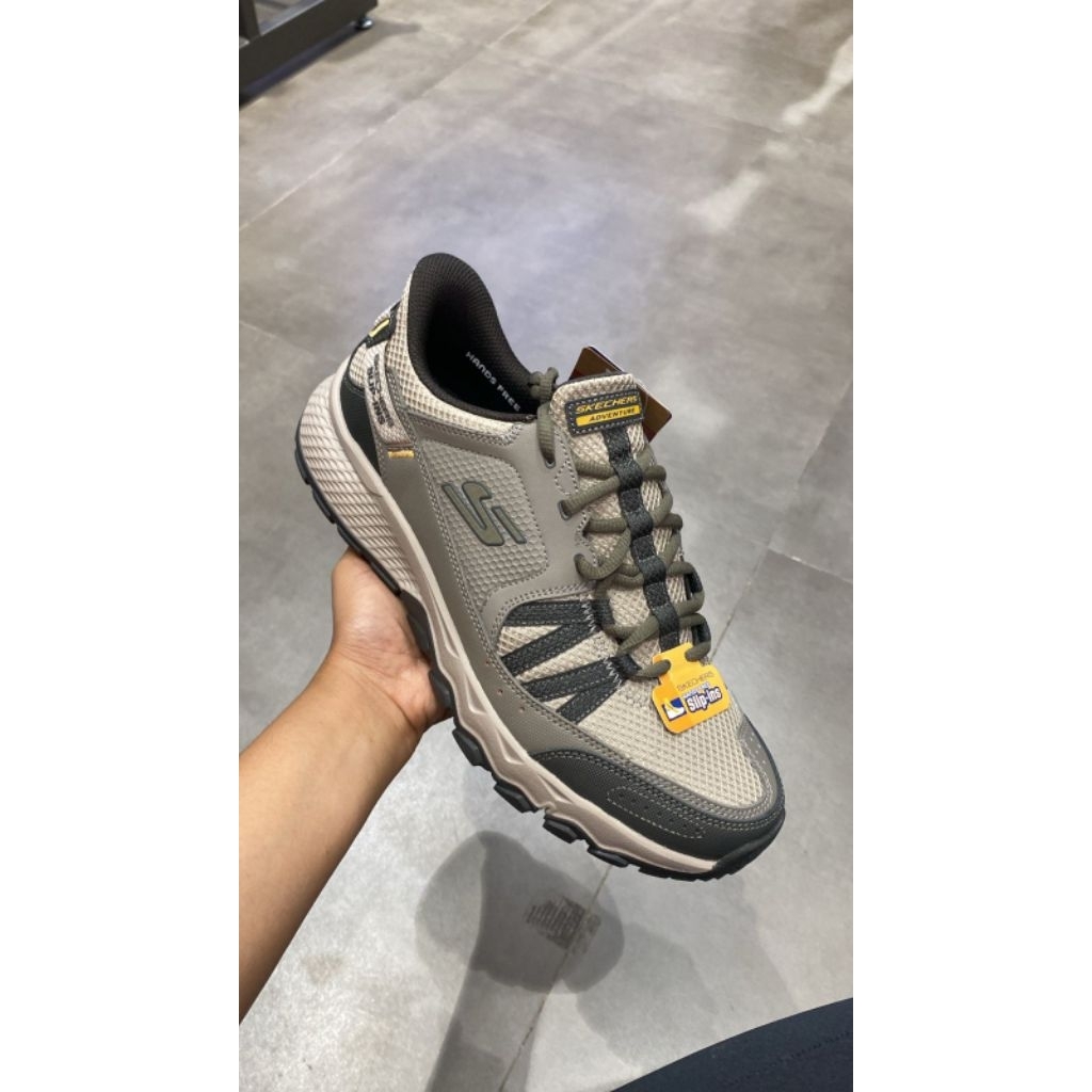 SKECHERS DYNAMITE AT